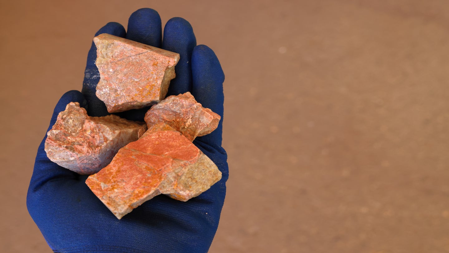 vhm-signe-un-accord-d’approvisionnement-hmc-avec-currumbin-pour-le-projet-goschen-en-australie