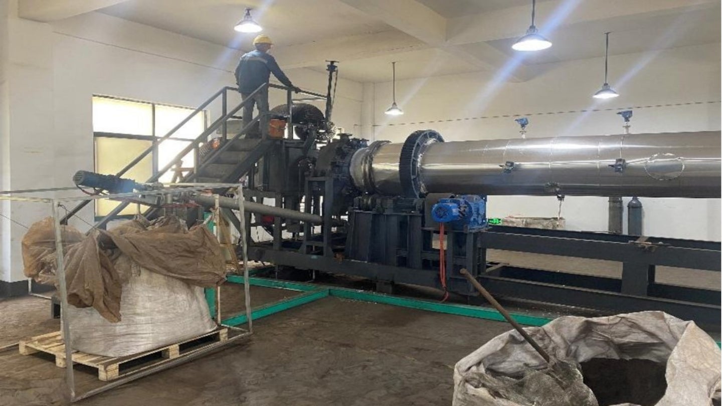 firebird-termine-les-tests-sur-le-four-calcinant-pour-la-production-de-manganese