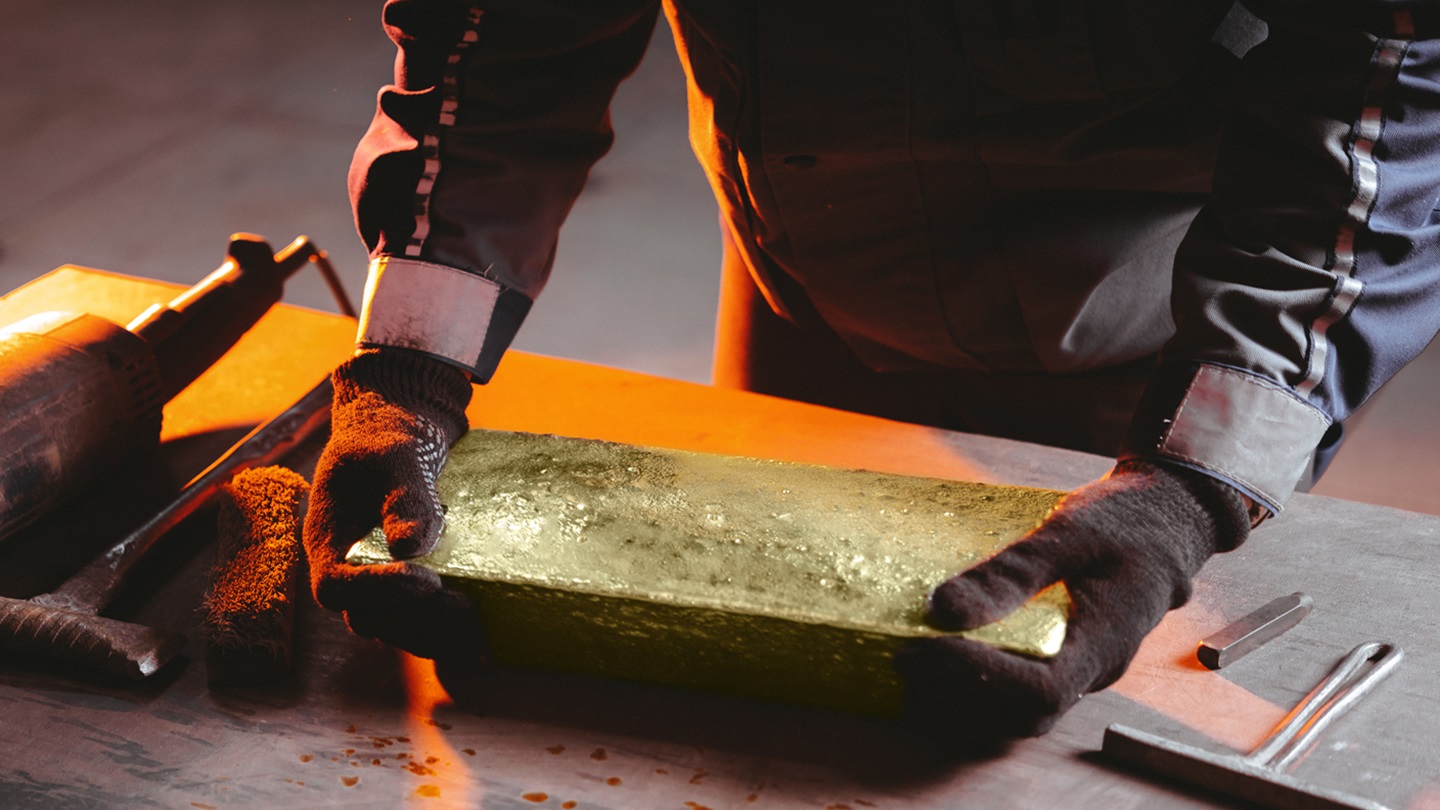 azumah-resources-ghana-initie-la-construction-de-la-mine-d’or-volta-black