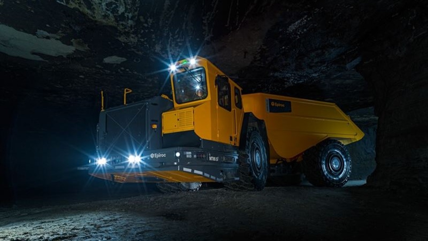 epiroc-pour-fournir-des-camions-de-mine-souterrains-a-pucobre-au-chili