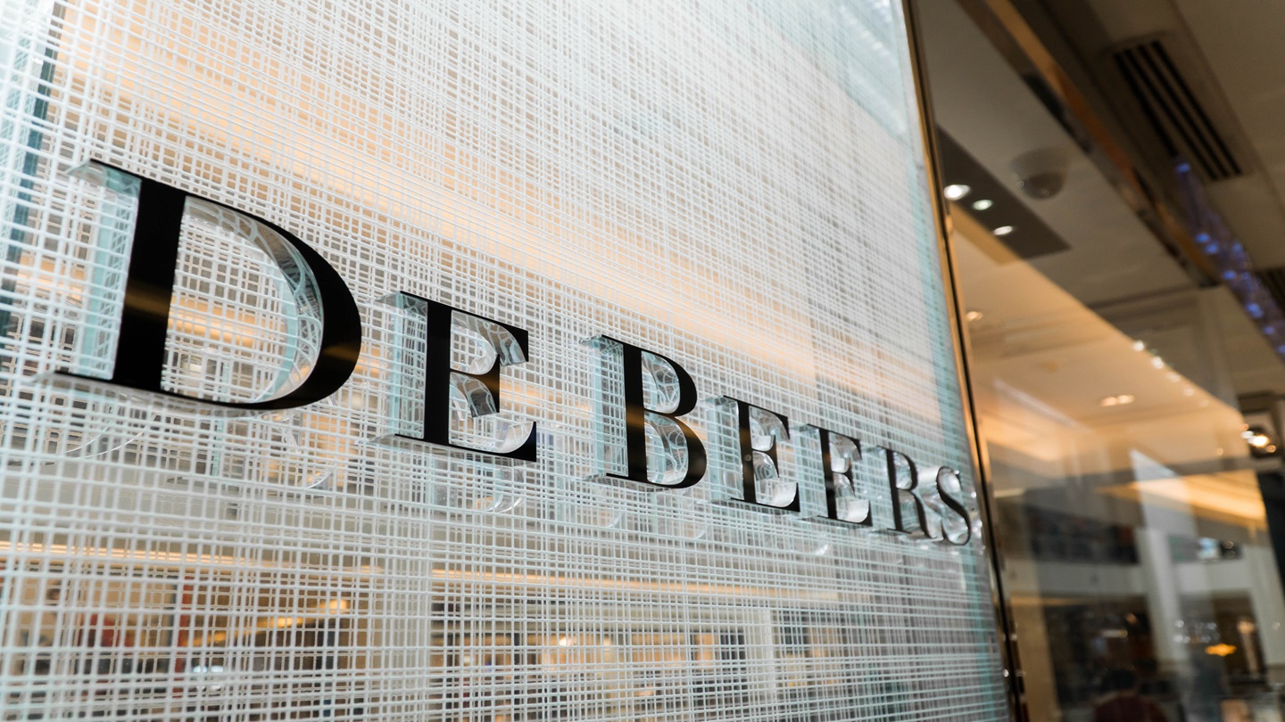 le-gouvernement-du-botswana-a-acquerir-une-participation-controlante-dans-de-beers