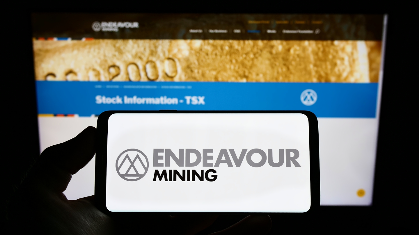 endeavour-et-deux-autres-producteurs-d’or-acceptent-le-nouveau-code-minier-au-mali