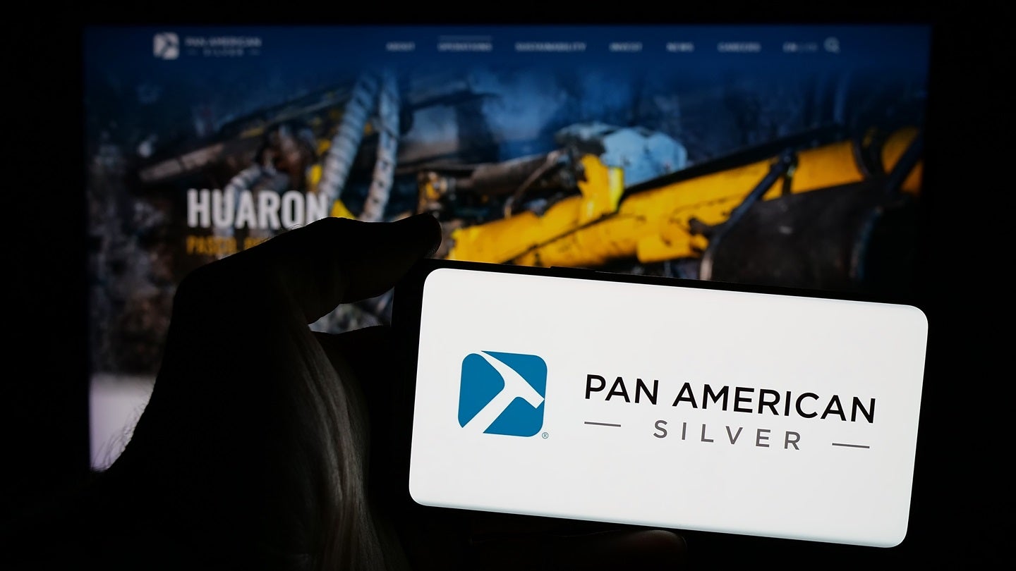 pan-american-silver-complete-l’acquisition-de-mag-silver