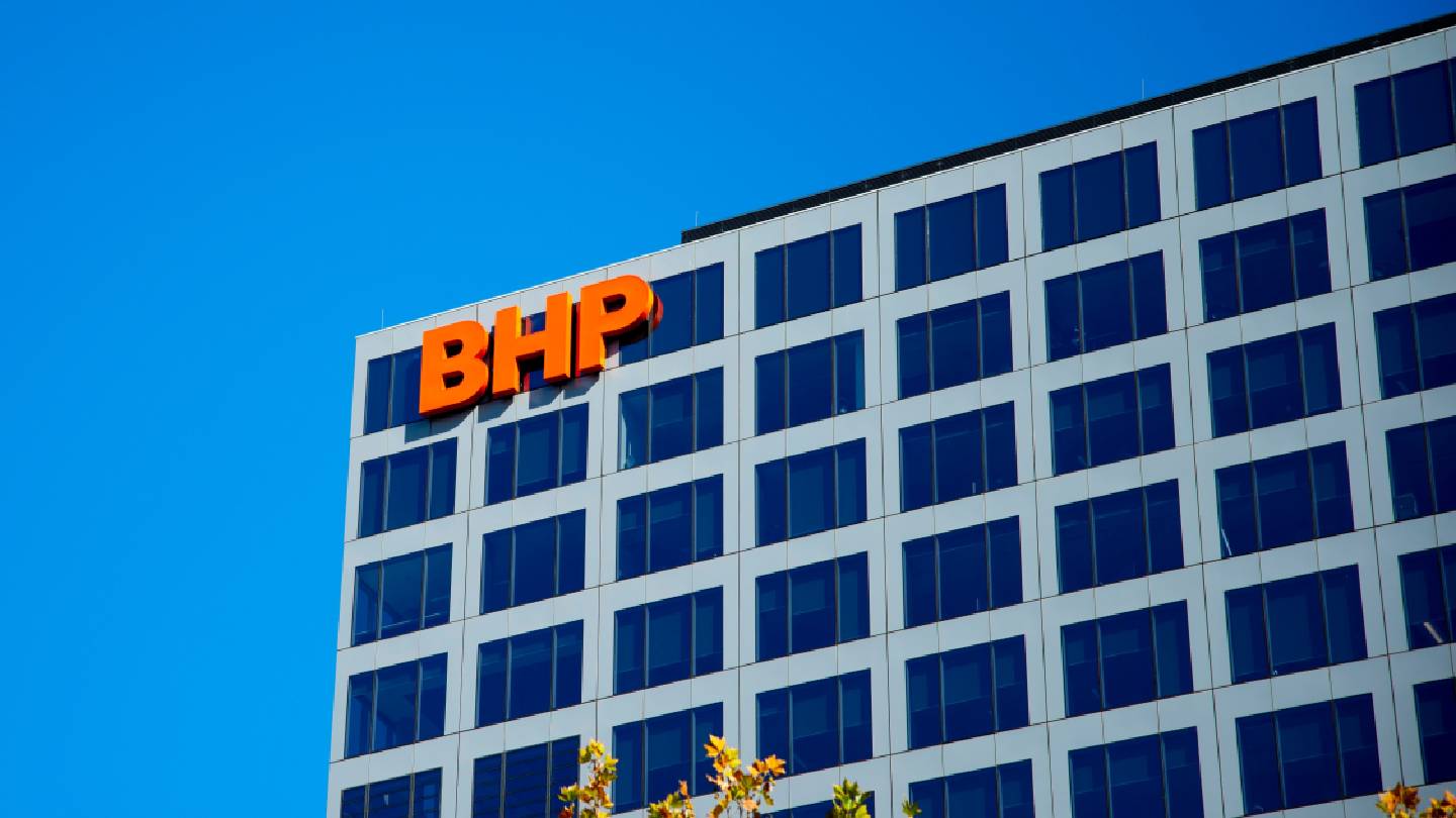 les-negociations-sur-le-minerai-de-fer-entre-bhp-et-cmrg-pourraient-se-prolonger-jusqu’en-2026
