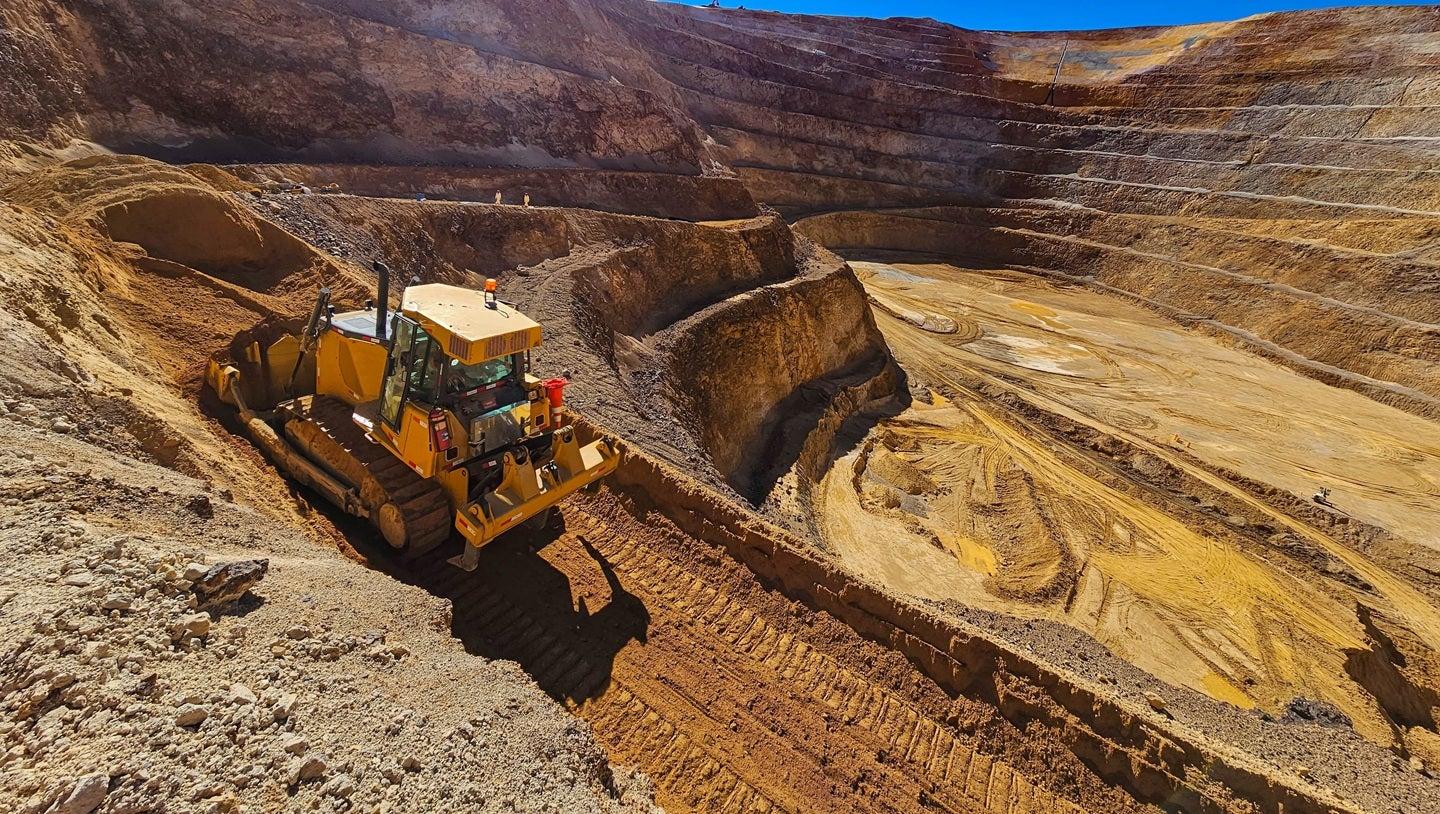 corazon-mining-signe-un-accord-avec-rbh-mining-pour-le-projet-aurifere-feather-cap