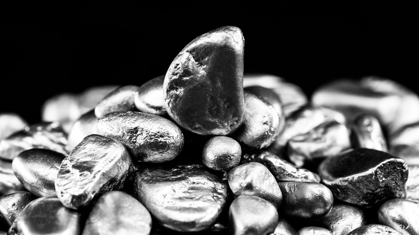 pacific-nickel-mines-va-vendre-le-projet-de-nickel-kolosori-a-green-rock